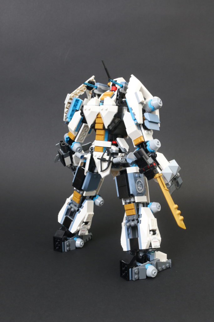 LEGO NINJAGO Legacy 71738 Zanes Titan Mech Battle review 10