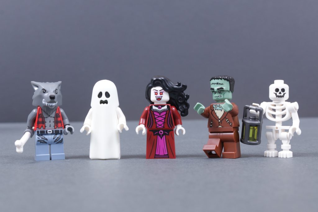 LEGO Creator 3 in 1 31167 Haunted Mansion review 33 1024x683