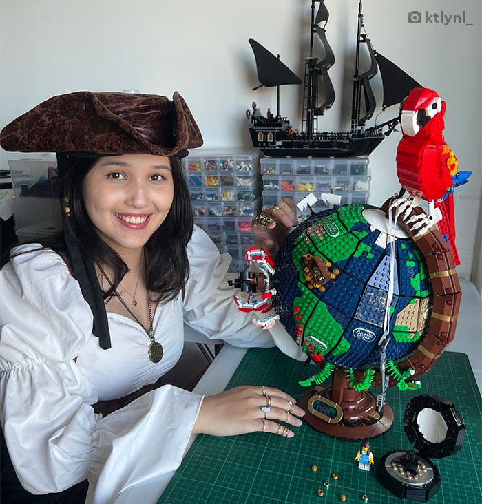 LEGO Ideas 21332 The Globe Ktlynl model