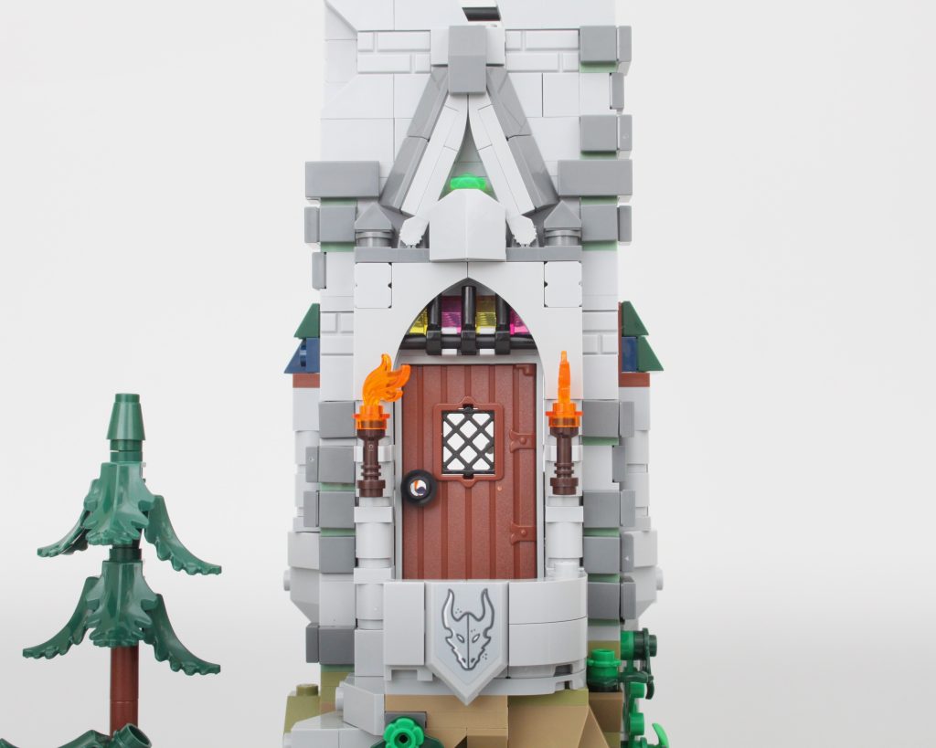 LEGO Ideas 21348 red dragons tale dungeons and dragons review 112 1024x819