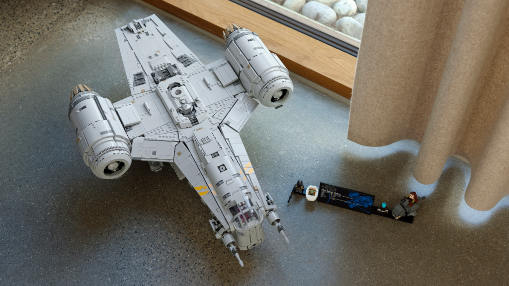 LEGO Star Wars 75331 The Razor Crest featured 2 1024x576