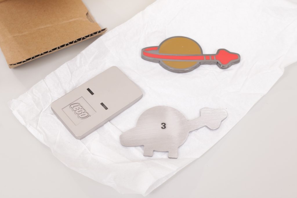 Duck Space and Knight themed magnets – reviewing some LEGO Insiders rewards 4 1024x683