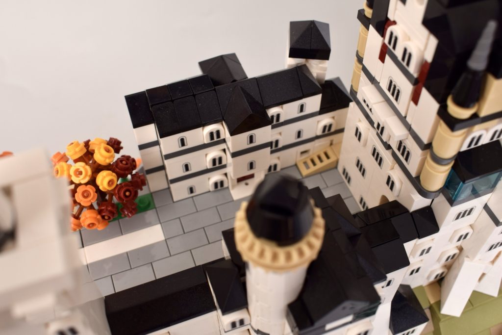 LEGO Architecture 21063 Neuschwanstein Castle review 19 1024x683