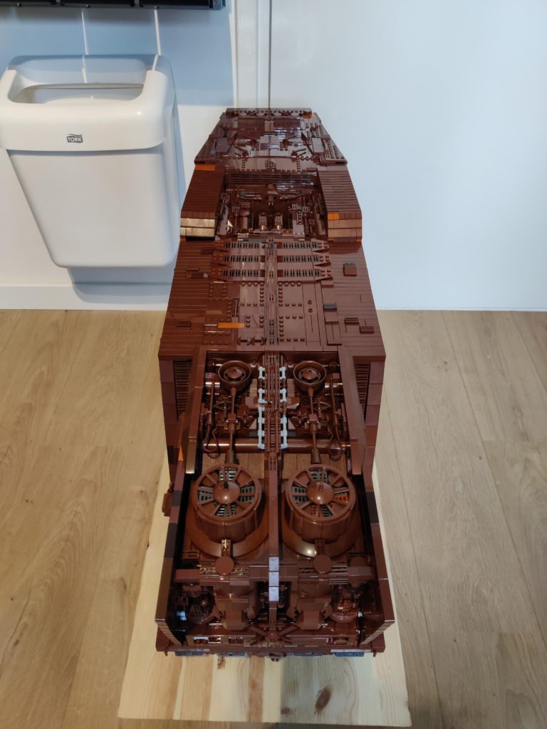 LEGO Star wars sandcrawler moc 5