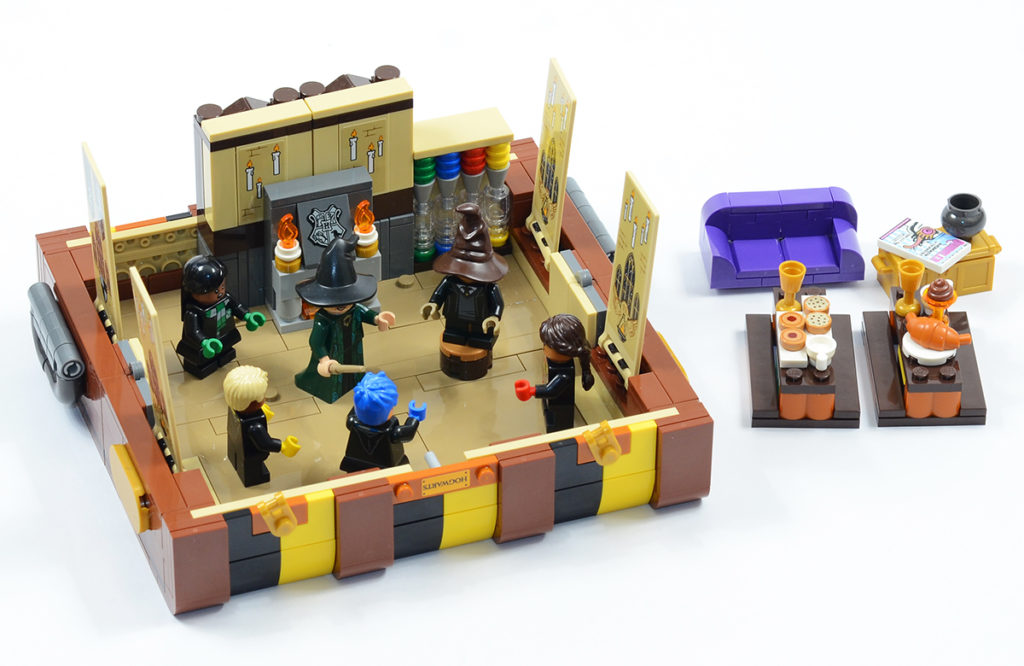 LEGO 76399 Hogwarts Magical Trunk review 14 1024x666