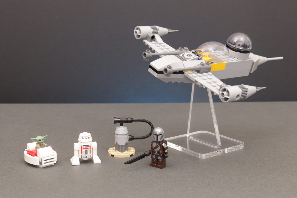 LEGO Star Wars 75410 Mando and Grogus N 1 Starfighter review 1 1024x683