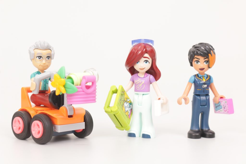LEGO Friends 41759 Heartlake City Bus review 17 1024x683