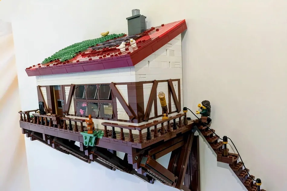 LEGO Ideas Cliffside House 2