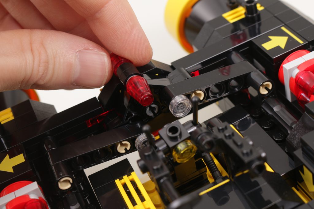 LEGO Icons 10355 Blacktron Renegade review 17 1024x683