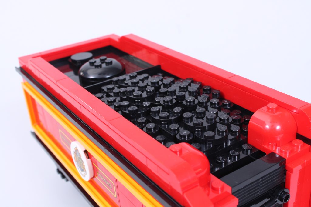 LEGO Harry Potter 76405 Hogwarts Express Collectors Edition review 19 1024x683
