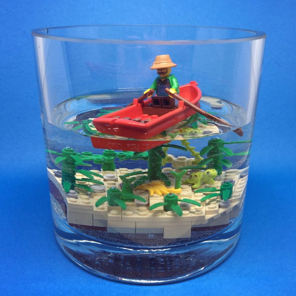 Brick Pic of the Day: Rowing boat
