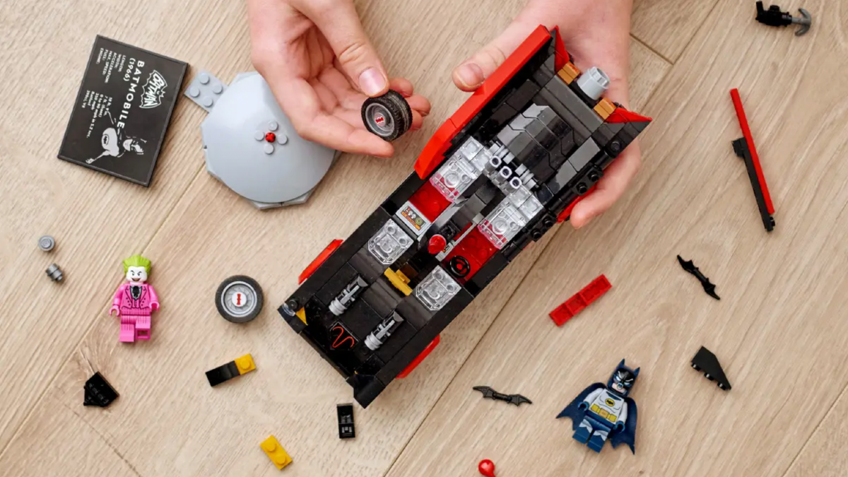 LEGO DC Super Hero magazine to include free rare Joker minifigure