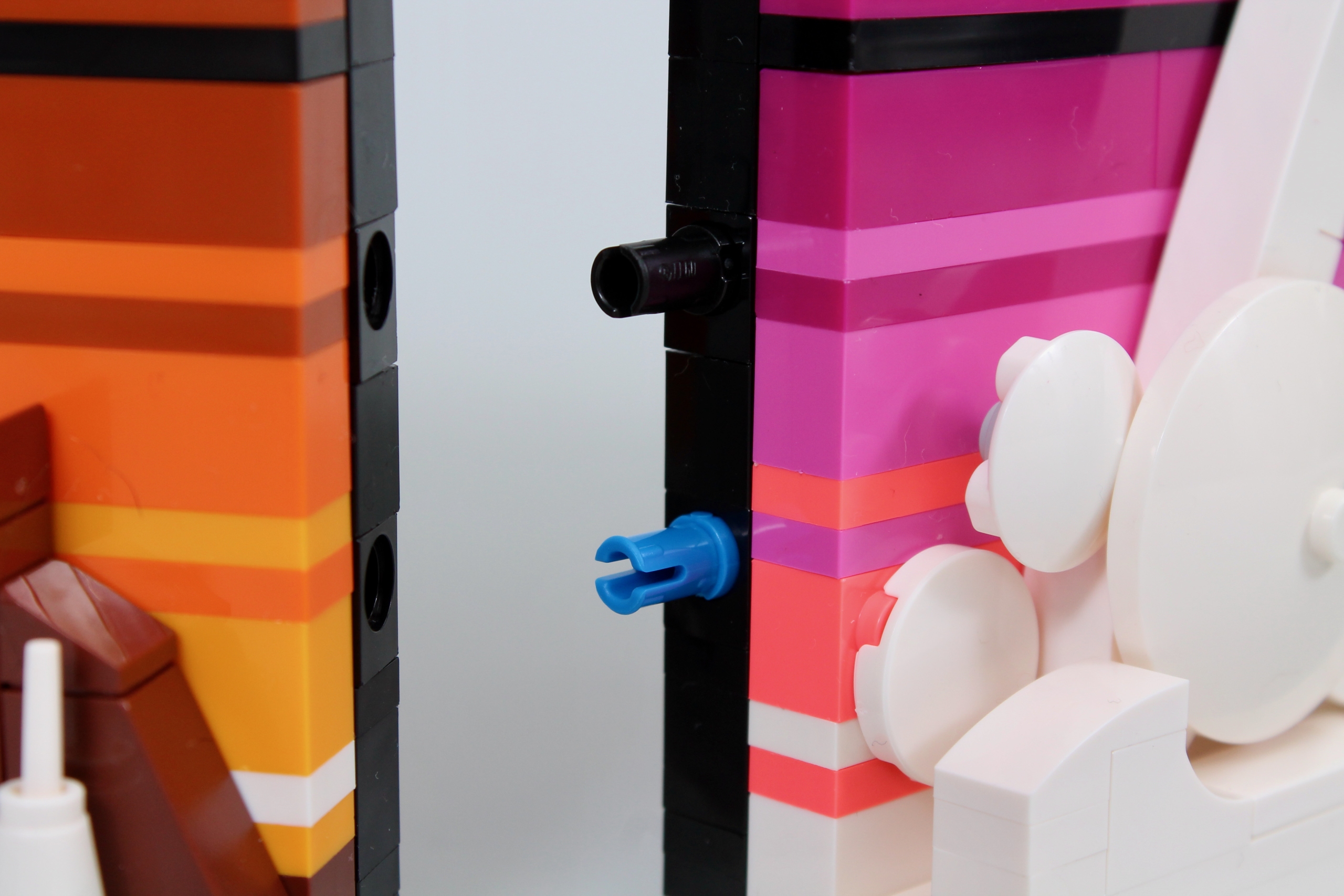 LEGO Ideas 21340 Tales of the Space Age review 10 scaled