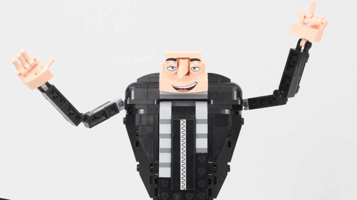 LEGO Despicable Me 4 75582 Brick-Built Gru and Minions review