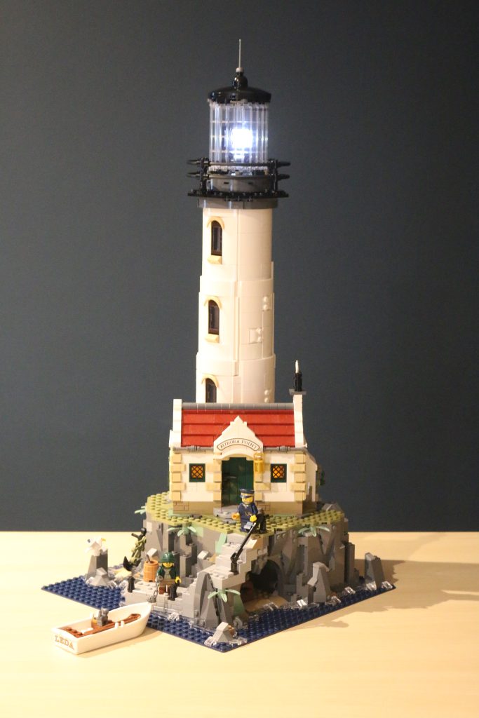 LEGO Ideas 21335 Motorised Lighthouse review 45 683x1024