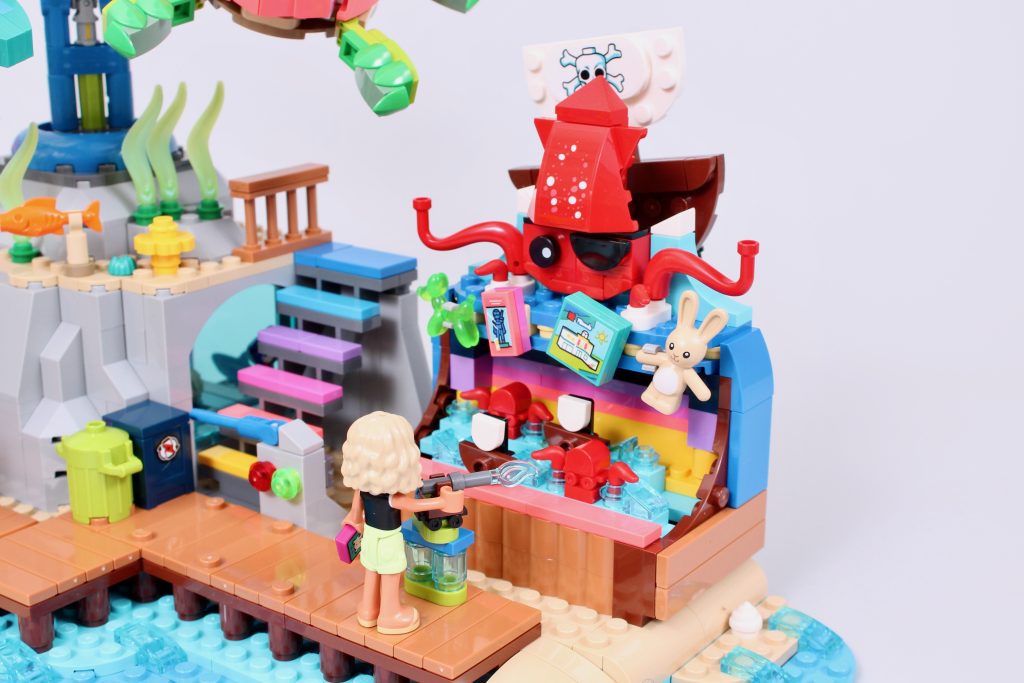LEGO Friends 41737 Beach Amusement Park review 3 1024x683