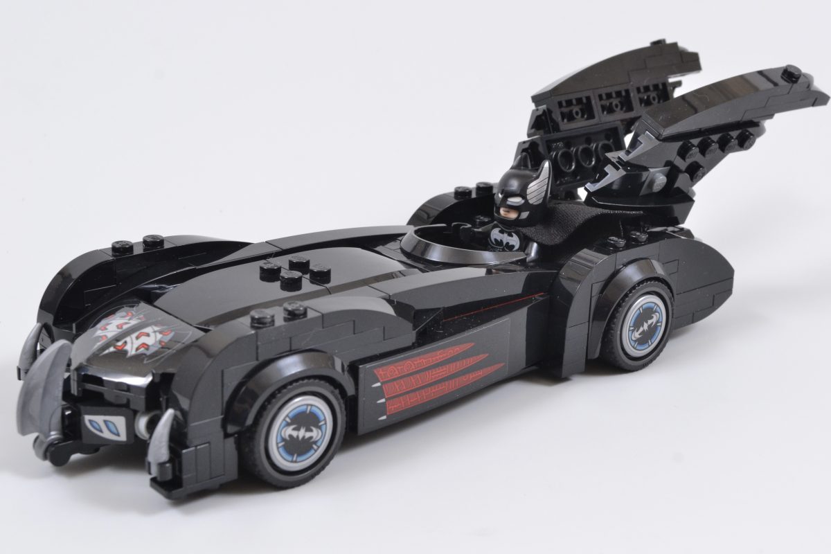 LEGO DC 65333 Batman Robin Batmobile 1 1200x800