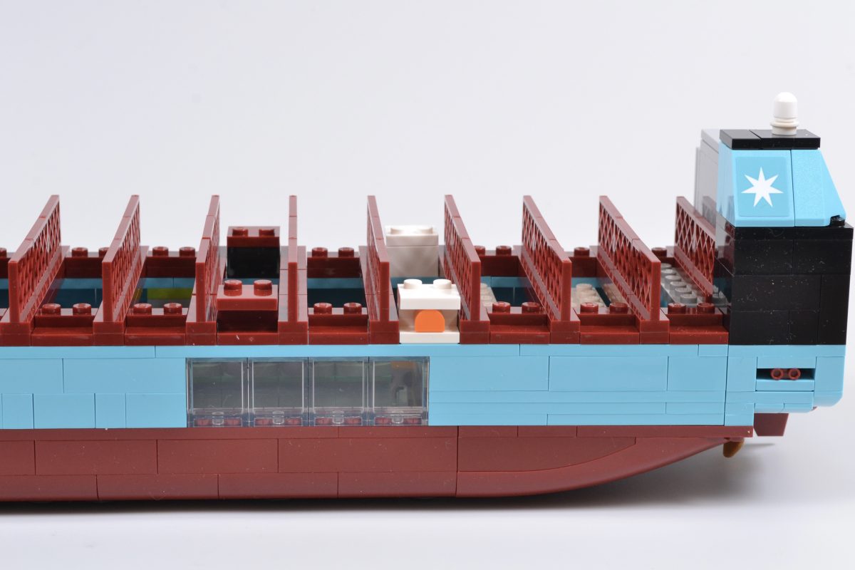 LEGO 40955 Maersk Dual Fuel Container Vessel 19 1200x800