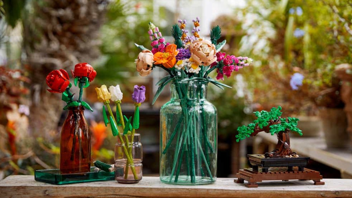 Five fantastical flora for the LEGO Botanical Collection