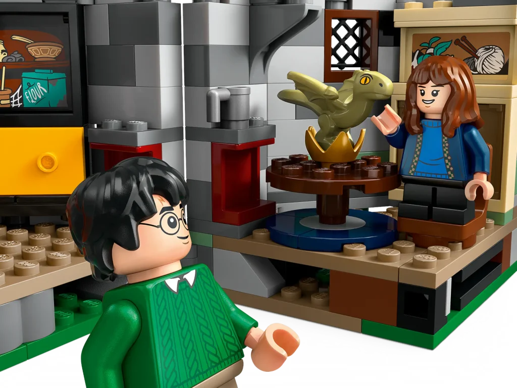 LEGO Harry Potter 76428 Hagrids Hut An Unexpected Visit 6 1024x768