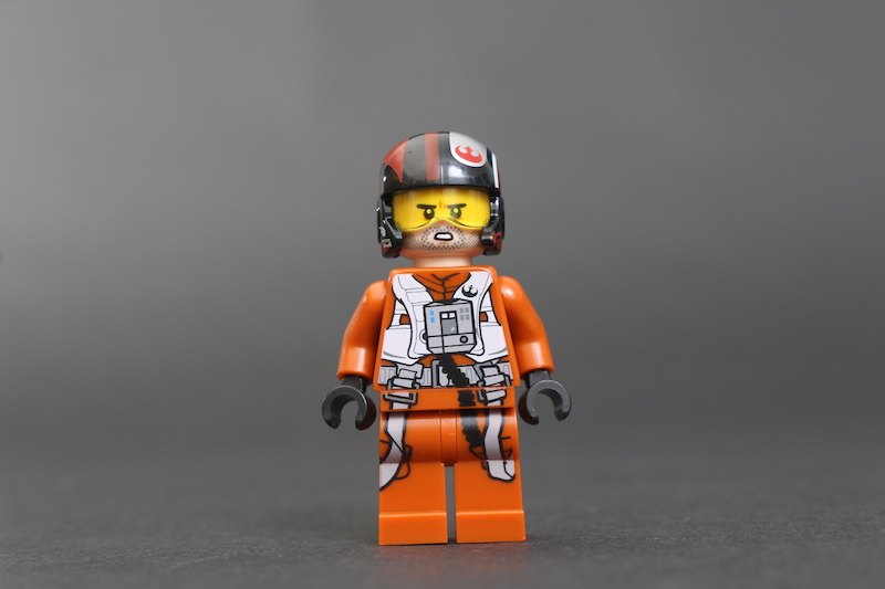 LEGO Star Wars 75273 Poe Dameron’s X wing Fighter review 6