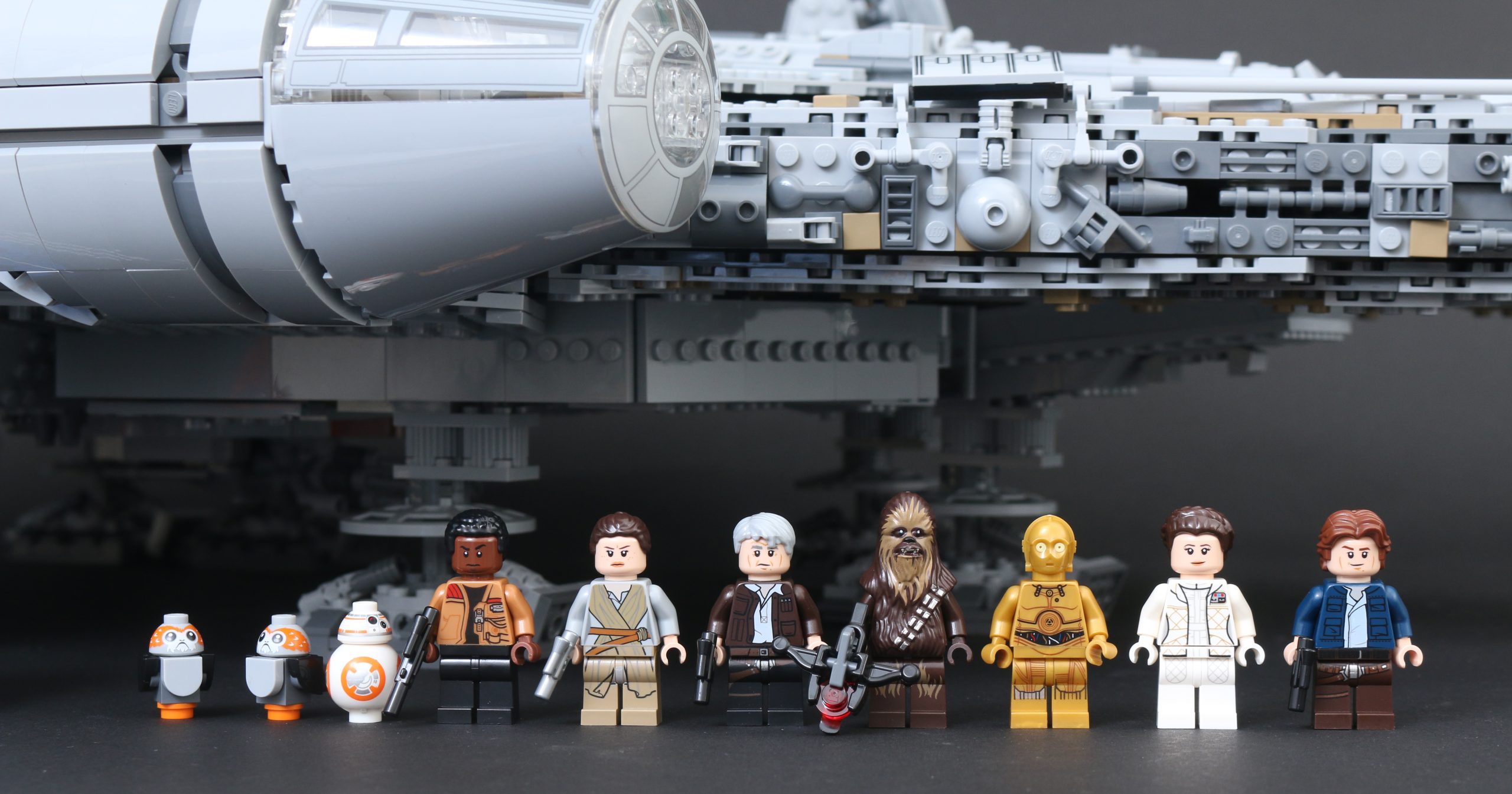 LEGO Star Wars 75192 UCS Ultimate Collectors Series Millennium Falcon review 63 scaled