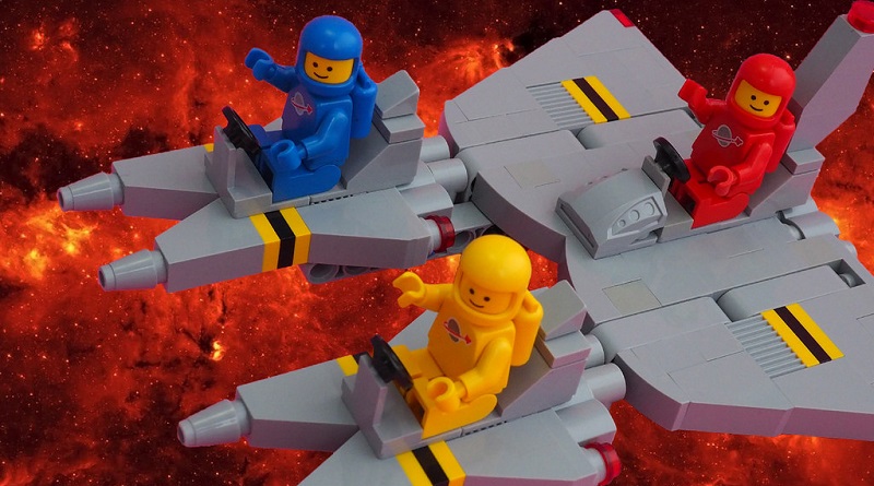 Brick Pic of the Day: 40 years of waving