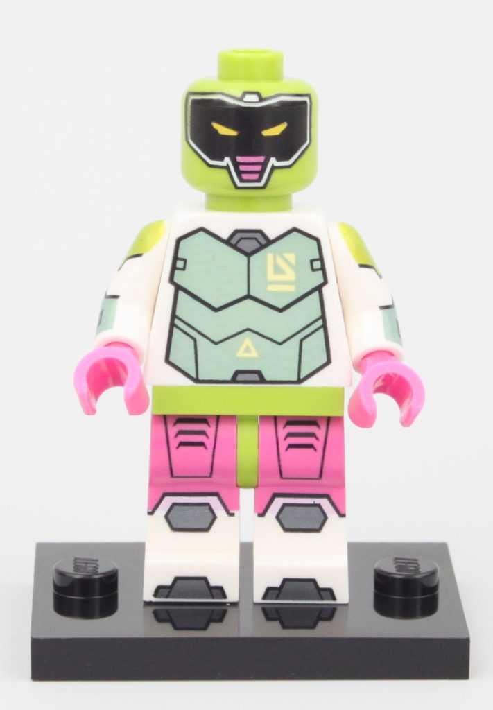 LEGO Collectible Minifigures 71037 Series 24 review Robot Warrior 5 711x1024