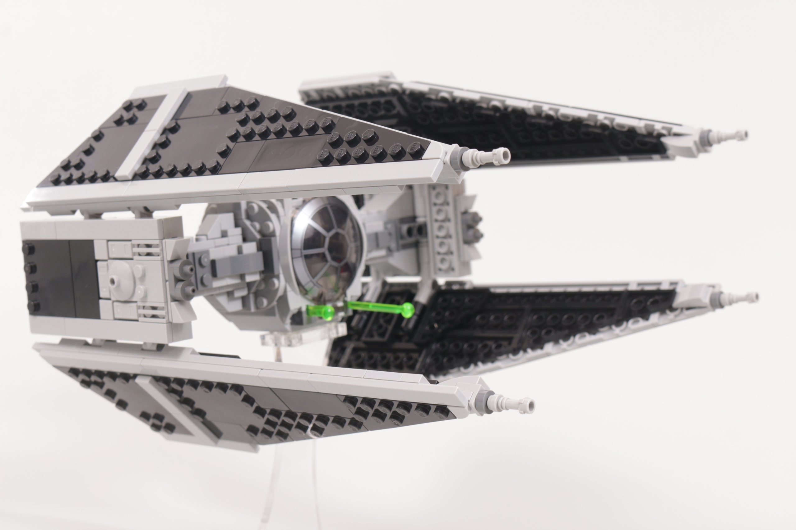 LEGO Star Wars 75348 Mandalorian Fang Fighter vs. TIE Interceptor review 14 scaled