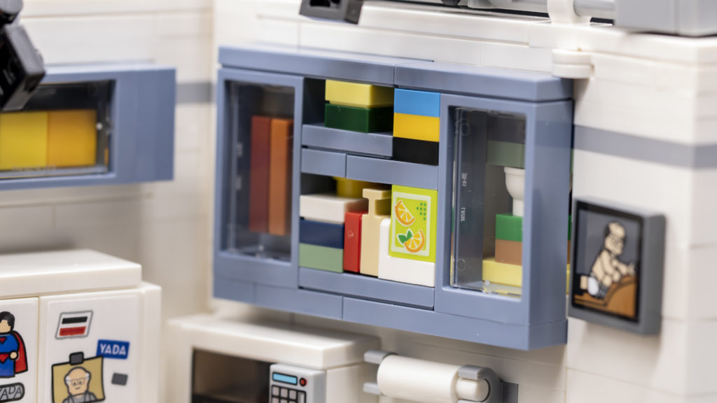 LEGO Ideas 21338 Seinfeld 33