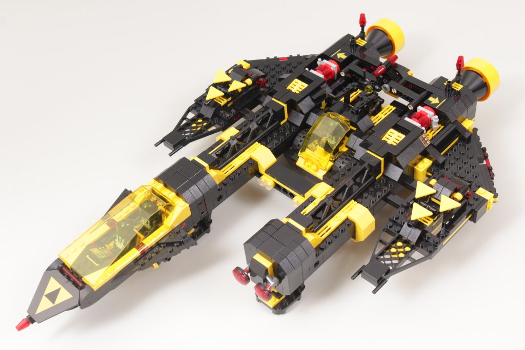 LEGO Icons 10355 Blacktron Renegade review 1i 1024x683