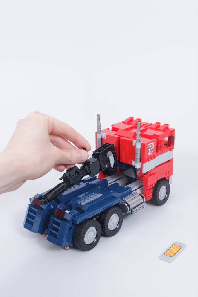 LEGO Transformers 10302 Optimus Prime review 40 683x1024