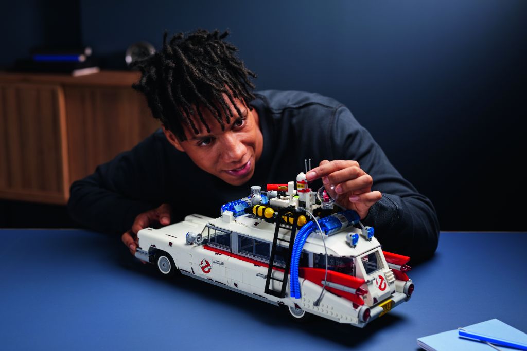 LEGO Ghostbusters 10274 ECTO 1 32