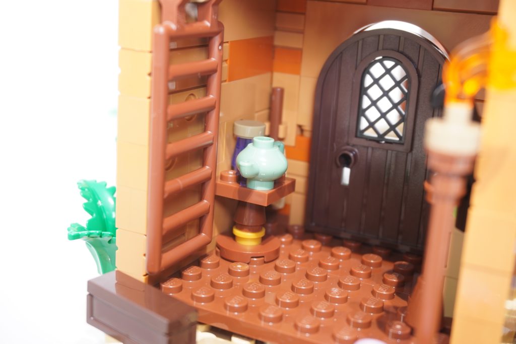 LEGO Bricklink Designer Program The Thieves of Tortuga review 39 1024x683