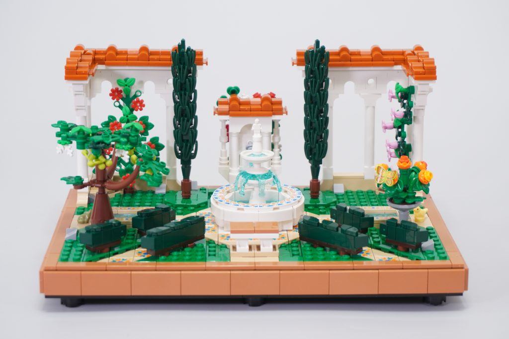 LEGO Icons 10359 Fountain Garden review 3 1024x683