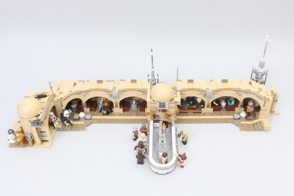 LEGO Star Wars 75290 Mos Eisley Cantina review 55