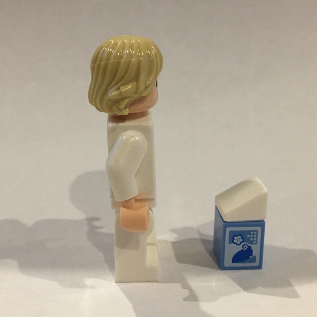 LEGO Star Wars The Skywalker Saga Blue Milk Luke 5 1024x1024