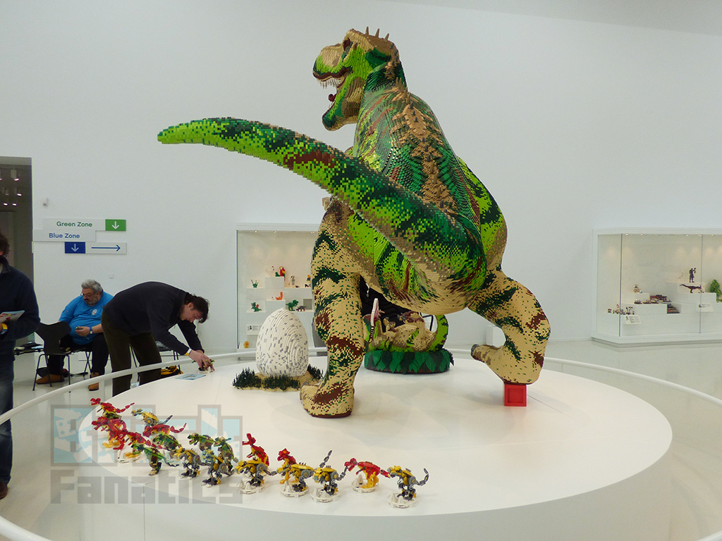 LEGO House dinosaur building 2