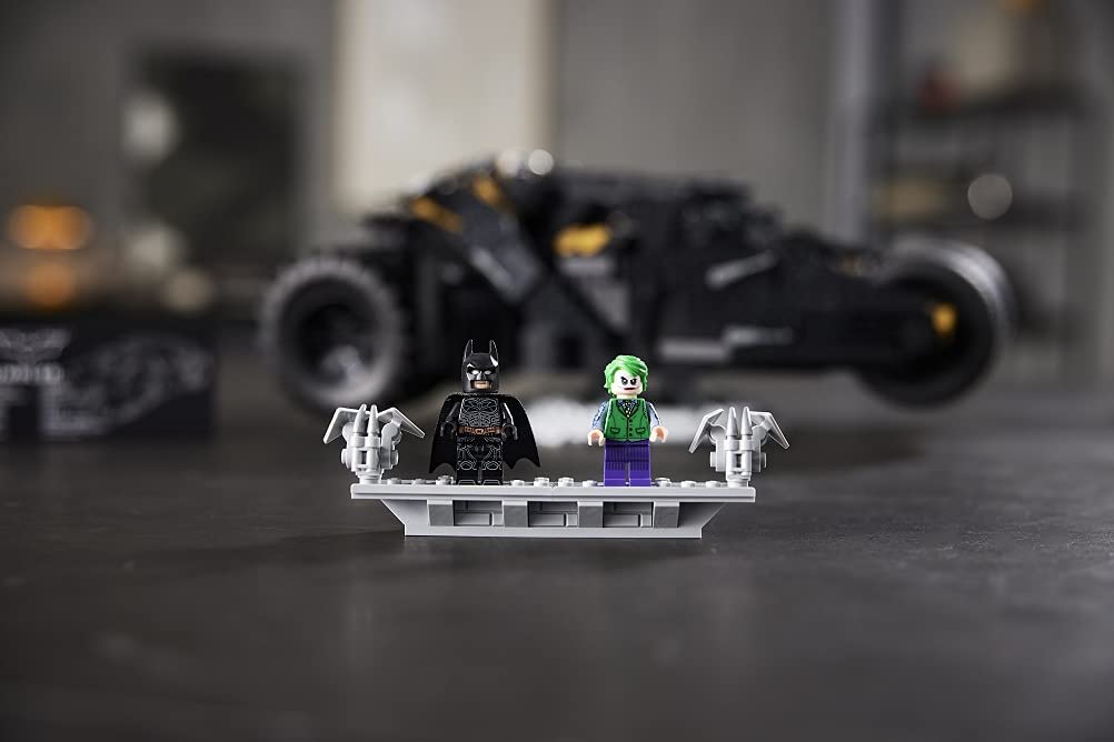 LEGO 76240 Batmobile Tumbler 6