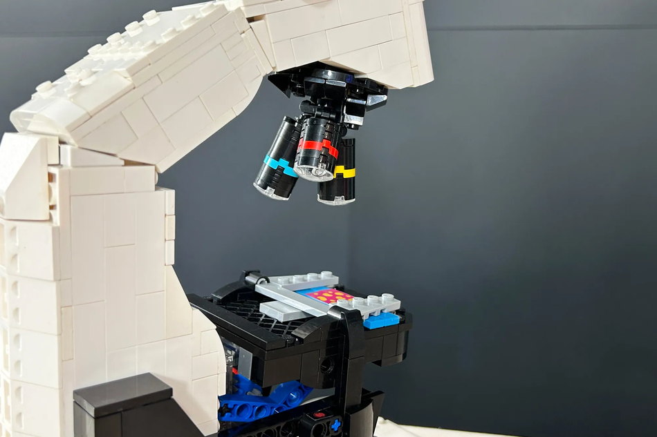 LEGO Ideas LEGO Microscope 4