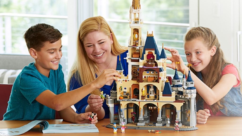 LEGO Disney 71040 The Disney Castle build featured 1024x576