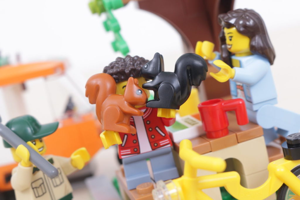 LEGO CITY 60326 Picnic in the Park review 23 1024x683
