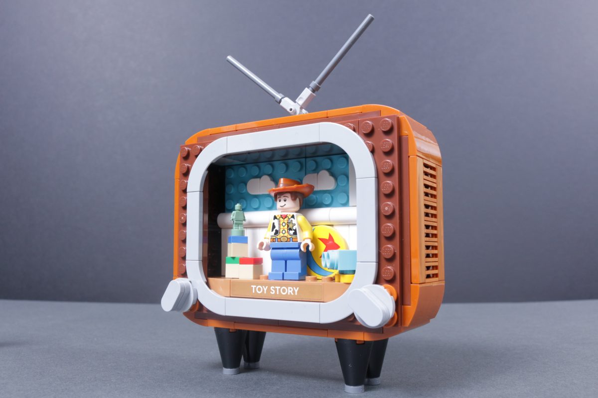 LEGO Disney 40774 Disney Classic Animation Scenes review 14 1200x800