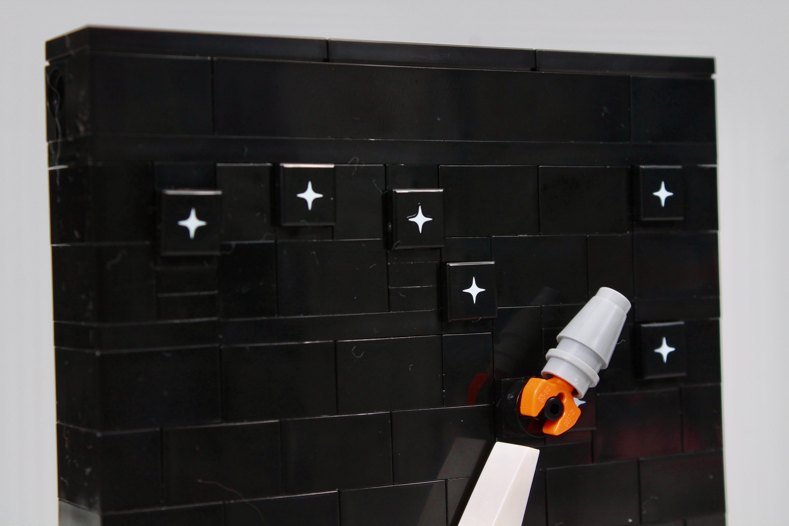 LEGO Ideas 21340 Tales of the Space Age review 20 scaled