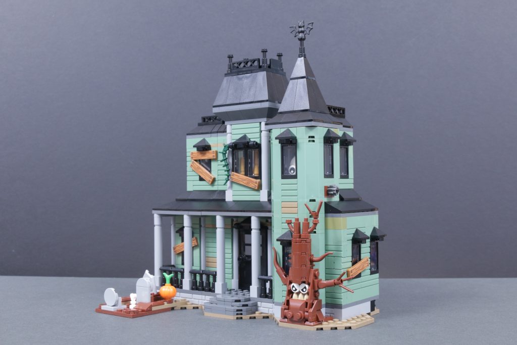 LEGO Creator 3 in 1 31167 Haunted Mansion review 12 1024x683