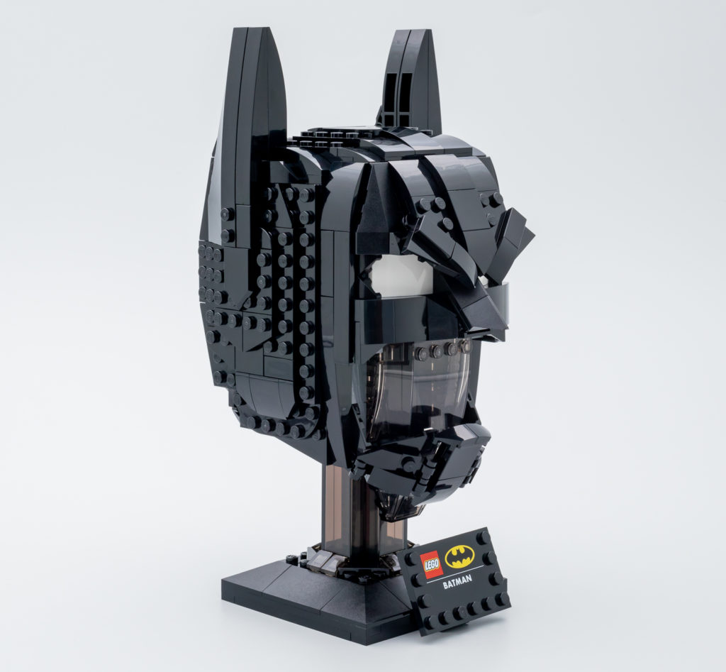 LEGO Batman 76182 Batman Cowl Hoth Bricks first look 1