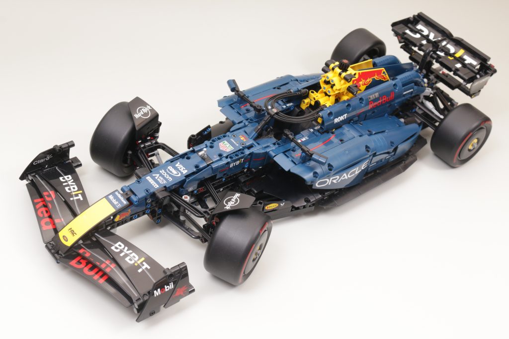 LEGO Technic 42206 Oracle Red Bull Racing RB20 F1 Car review 1 1024x683