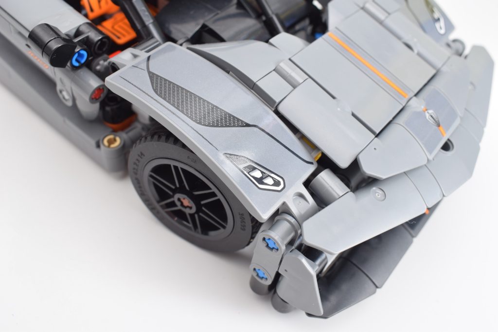 LEGO Technic 42173 Koenigsegg Jesko Absolut Grey Hypercar review 3 1024x683