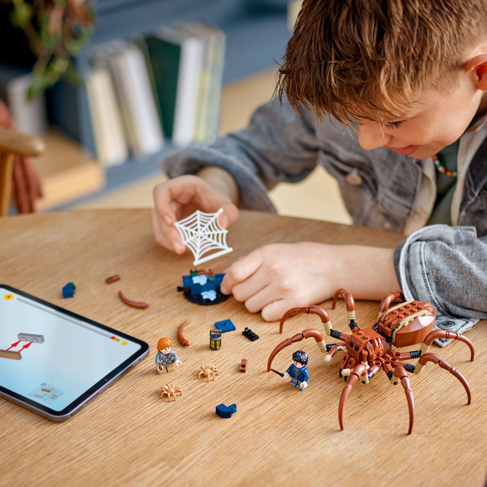 LEGO Harry Potter 76434 Aragog in the Forbidden Forest 7