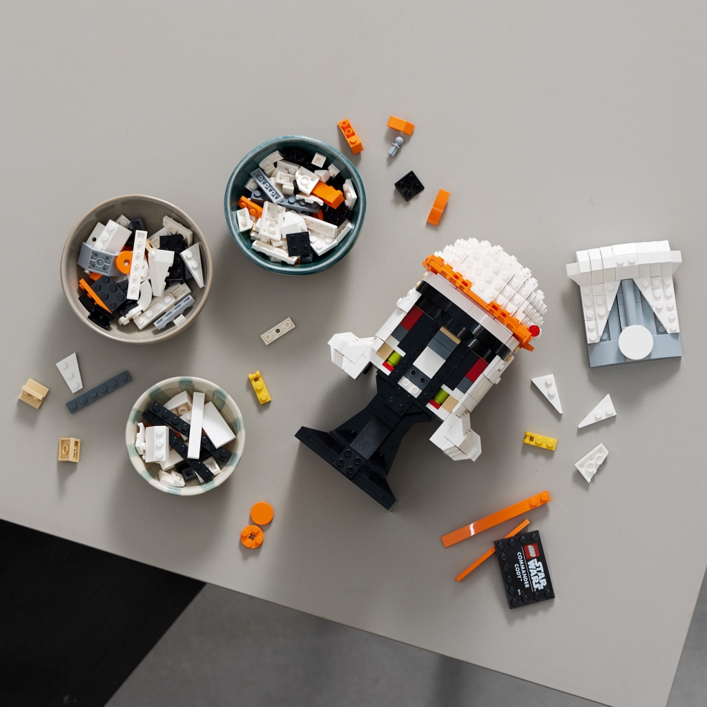LEGO Star Wars 75350 Clone Commander Cody Helmet 21 1024x1024
